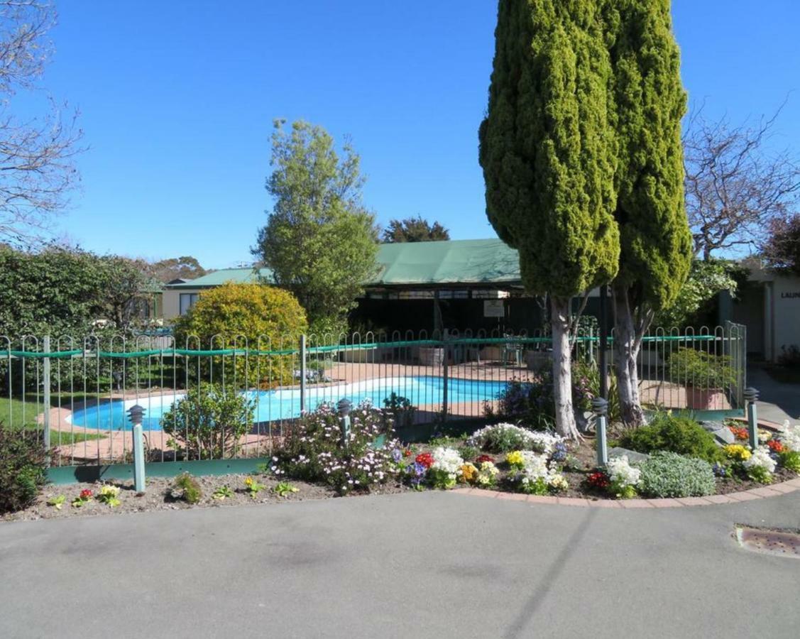 Commodore Court Motel Blenheim Exterior photo